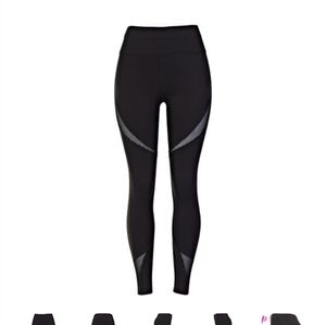 Pop Fit Nicole Leggings with Fishnet -size Large